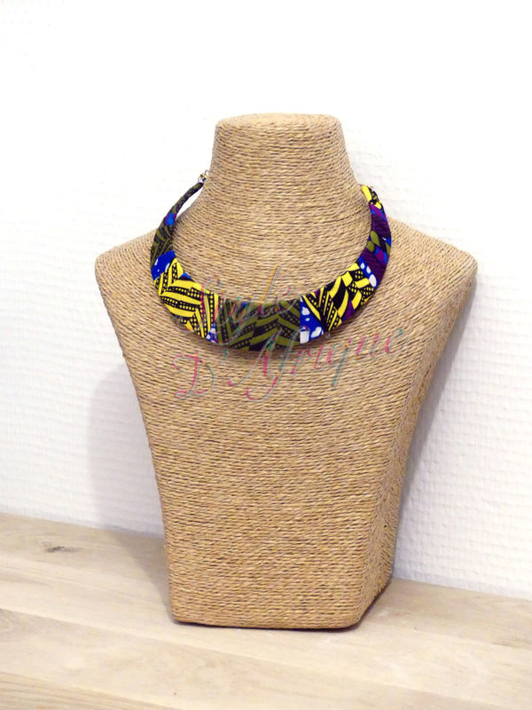 bracellet wax ankara africain ensemble boucle d'oreille collier et bracelet wax africain ankara. boucles d'oreilles pendantes wax tissu ankara. boucles d'oreilles créoles femme wax africain ethnique. bijoux wax femme africaine, bijoux fantaisie, breloque africaine, bijoux ethniques, bijoux bohème, bijoux traditionnel chic