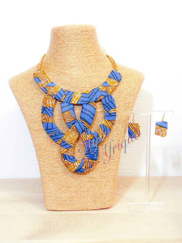 ensemble boucle d'oreille collier et bracelet wax africain ankara. boucles d'oreilles pendantes wax tissu ankara. boucles d'oreilles créoles femme wax africain ethnique. bijoux wax femme africaine, bijoux fantaisie, breloque africaine, bijoux ethniques, bijoux bohème, bijoux traditionnel chic