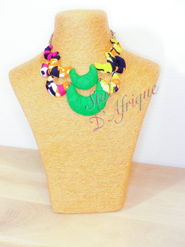 collier ras de cou wax africain ethnique. bijoux collier wax femme africaine, bijoux fantaisie, breloque africaine, bijoux ethniques, collier bohème, collier traditionnel chic