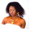 collier ras de cou pendentif soleil et boucles d'oreilles demi lune en wax africain. collier ras de cou wax africain ethnique. bijoux collier wax femme africaine, bijoux fantaisie, breloque africaine, bijoux ethniques, collier bohème, collier traditionnel chic
