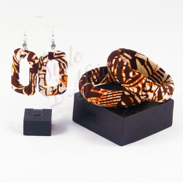 ensemble boucle d'oreille pendante et bracelet wax africain ankara