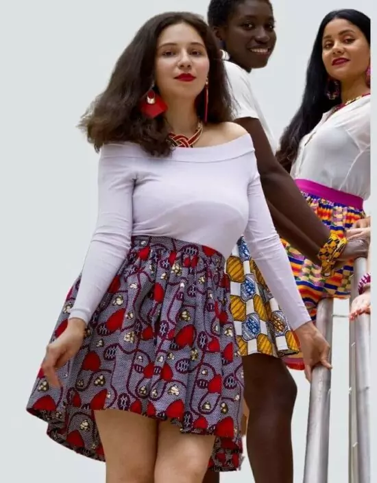 Mini jupe "AMOR" wax africain wax jupe patineuse évasée wax africain femme. jupe patineuse wax africaine ethnique jupe midi africaine wax pagne pour femme fleuri été