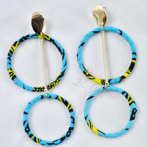 boucles d'oreilles anneaux double en tissu africain ethnique en wax bleu