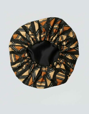 Bonnet en satin bogolan