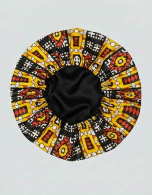 Bonnet en satin bogolan jaune