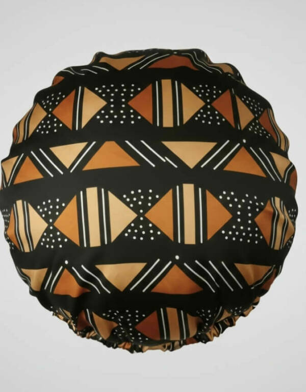 Bonnet en satin bogolan