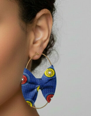 boucles d'oreilles nœud bleu créoles en  WAX tissu ethnique coloré