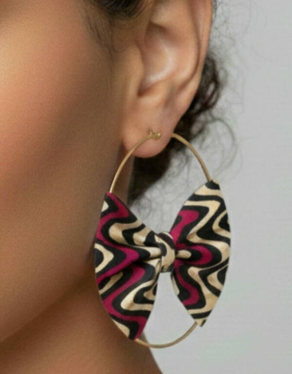 boucles d'oreilles nœud rose créoles en  WAX tissu ethnique coloré