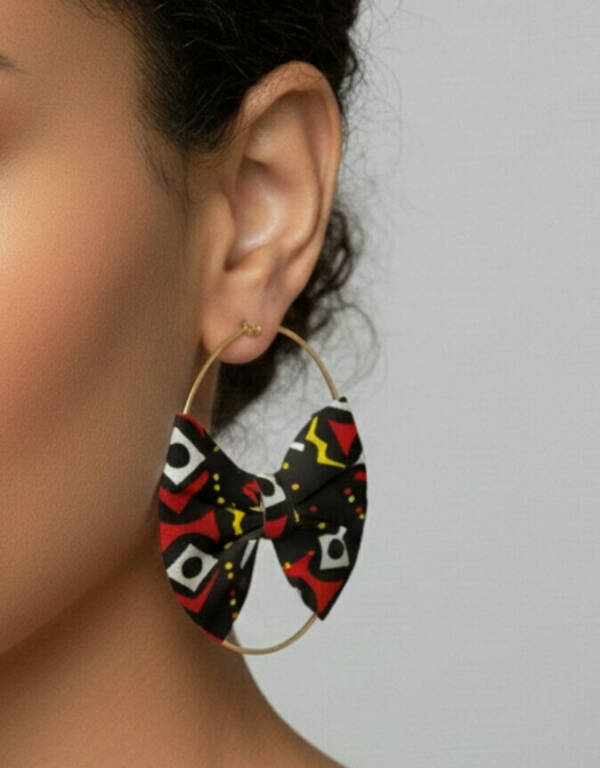 boucles d'oreilles nœud rouge créoles en  WAX tissu ethnique coloré