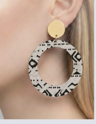 boucles d'oreilles créoles femme wax africain ethnique. bijoux wax femme africaine, bijoux fantaisie, breloque africaine, bijoux ethniques, bijoux bohème, bijoux traditionnel chic