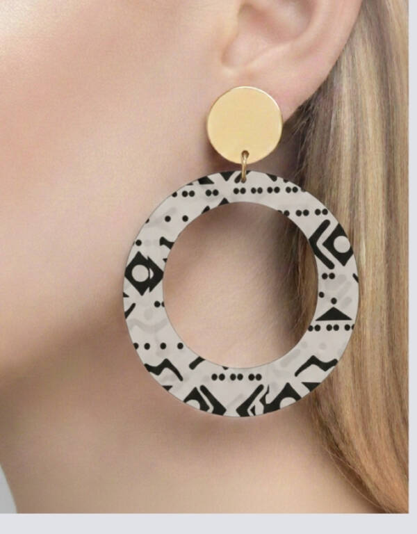 boucles d'oreilles créoles femme wax africain ethnique. bijoux wax femme africaine, bijoux fantaisie, breloque africaine, bijoux ethniques, bijoux bohème, bijoux traditionnel chic