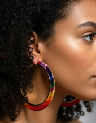 boucles d'oreilles créoles femme wax africain ethnique. bijoux wax femme africaine, bijoux fantaisie, breloque africaine, bijoux ethniques, bijoux bohème, bijoux traditionnel chic