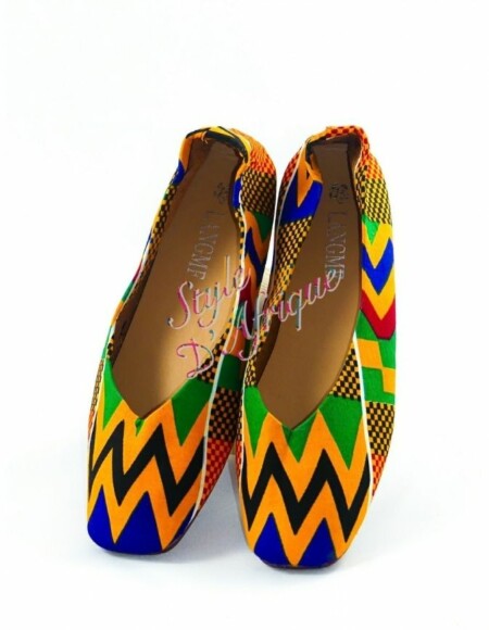 Paire de ballerines en tissu kente multicolore, taille 38, avec semelle en simili cuir