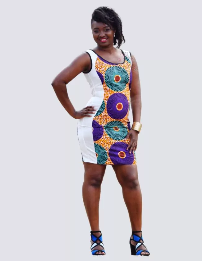 Robe bi-matières zoé, robe droite extensible et WAX africain juste au corps
